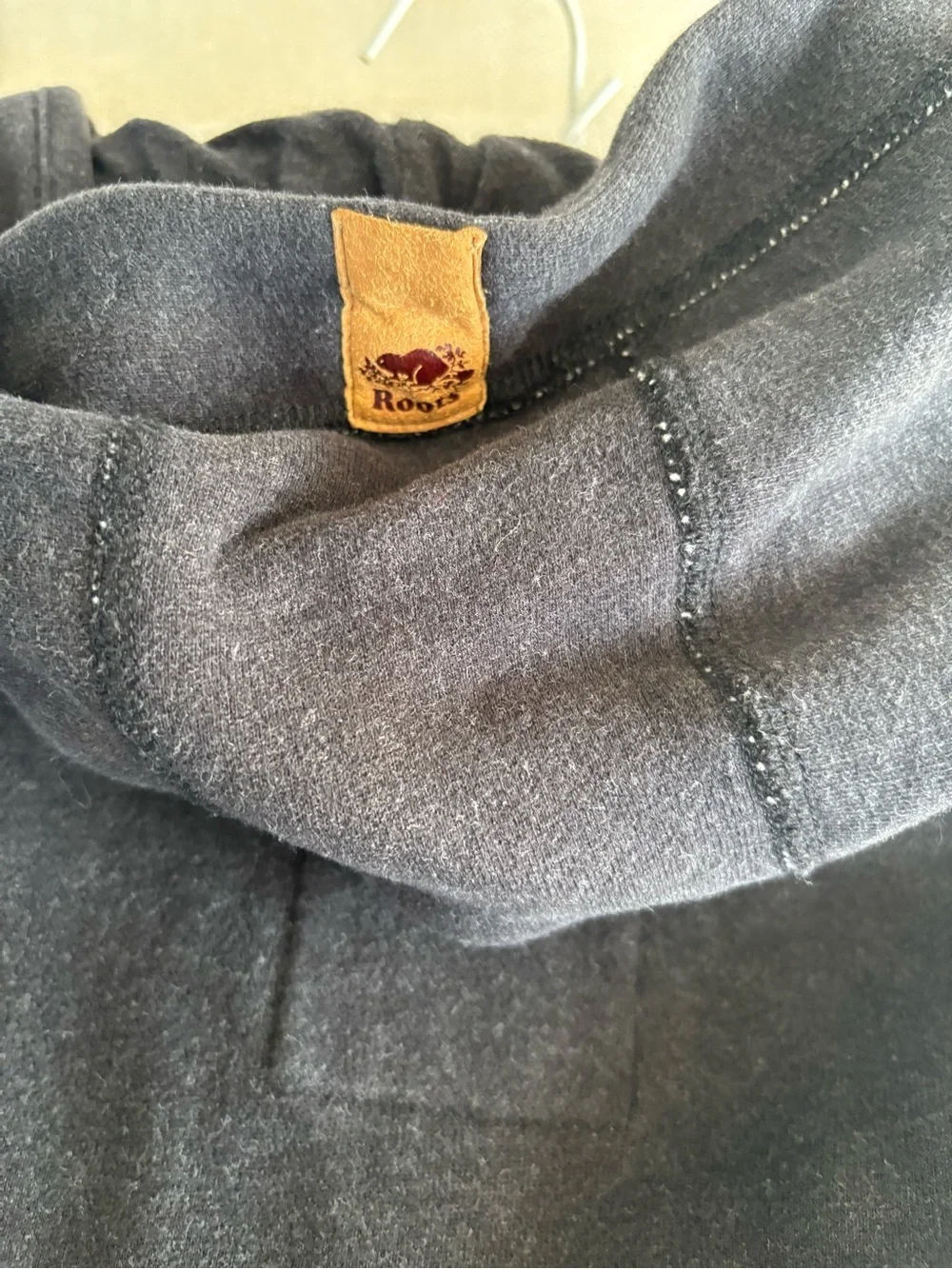 Roots Canada Maple Leaf Forever Zip Hoodie Size Small Unisex - Picture 12 of 15